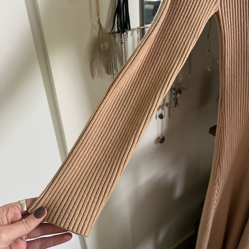 Roolee Tan Ribbed Sweater V-Neck Dress - NBW - Picture 3 of 6